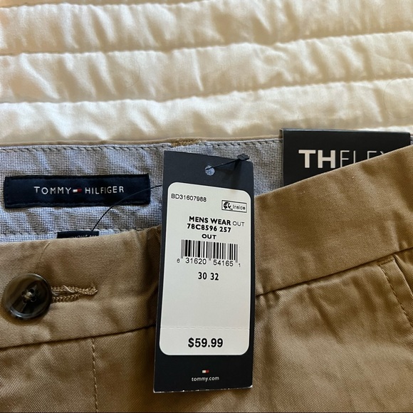 Tommy Hilfiger Khaki Pants 30/32 brand new - Picture 2 of 2